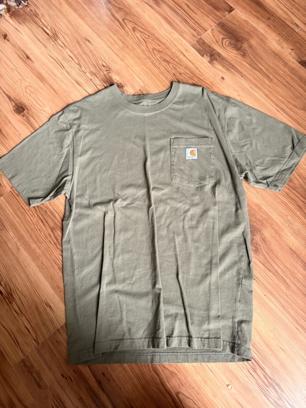 Carhartt Navy Long Sleeve & Olive Short Sleeve Pocket Tees - Picture 6 of 7